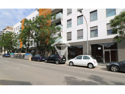LOCAL ALQUILER CALLE BRUTAU