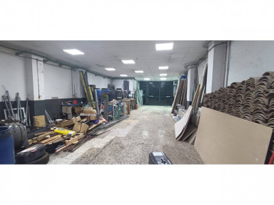 LOCAL DE 200M² DIAFANO!!