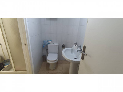 LOCAL DE 200M² DIAFANO!!