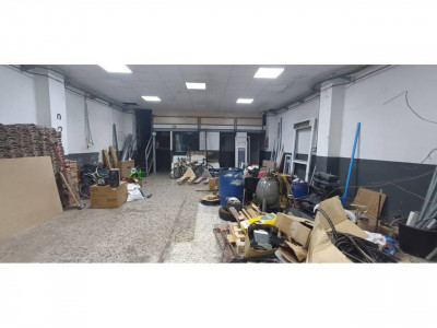 LOCAL DE 200M² DIAFANO!!