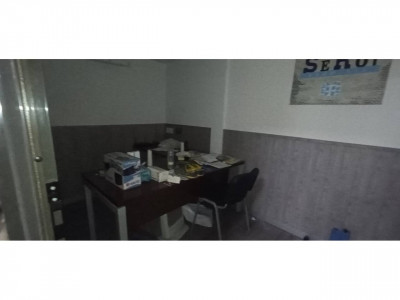 LOCAL DE 200M² DIAFANO!!