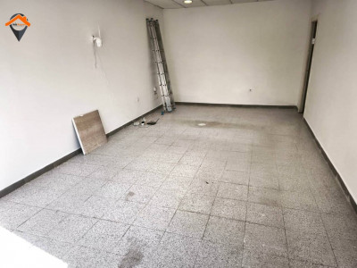 LOCAL DIÁFANO EN ALQUILER EN CREU DE BARBERÀ!!!