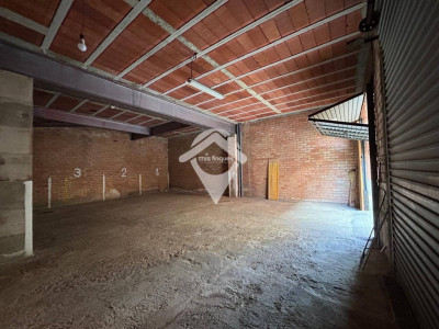 LOCAL DIAFANO EN VENTA TERRASSA