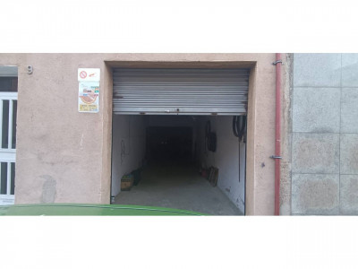 LOCAL DIAFANO IDEAL ALMACEN O GARAJE PARA 4 COCHES, CON VADO!!!!