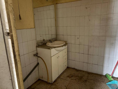 LOCAL DIAFANO, PARALELO A LA AVENIDA MATADEPERA