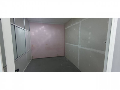 LOCAL DIAFANO POSIBILIDAD DE CAMBIO DE USO!!