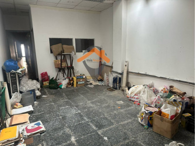 Local en Alquiler en el CENTRO de 113m2 todo en planta!!