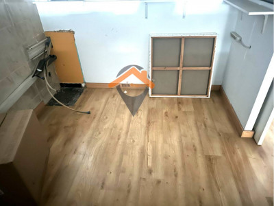 Local en Alquiler en el CENTRO de 113m2 todo en planta!!