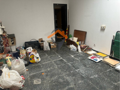 Local en Alquiler en el CENTRO de 113m2 todo en planta!!