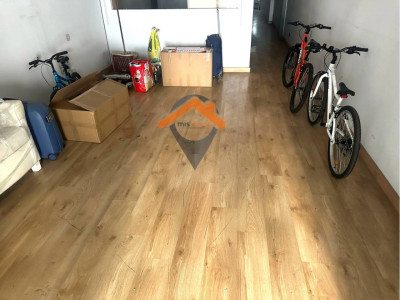 Local en Alquiler en el CENTRO de 113m2 todo en planta!!