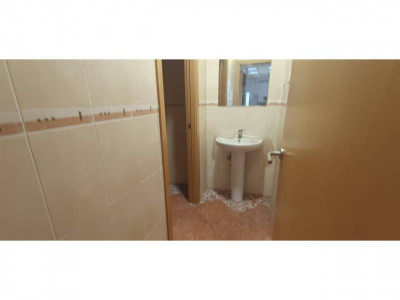 Local en alquiler junto Av. Matadepera.