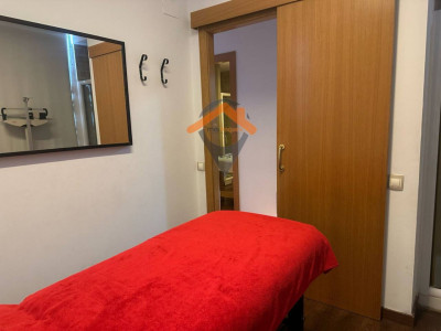 LOCAL EN VENTA EN EL CENTRO CON POSIBILIDAD DE HACERLO VIVIENDA!