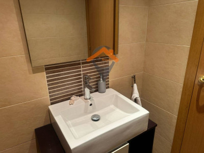 LOCAL EN VENTA EN EL CENTRO CON POSIBILIDAD DE HACERLO VIVIENDA!