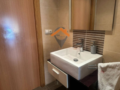 LOCAL EN VENTA EN EL CENTRO CON POSIBILIDAD DE HACERLO VIVIENDA!