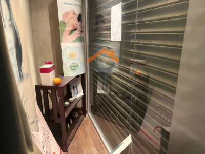 LOCAL EN VENTA EN EL CENTRO CON POSIBILIDAD DE HACERLO VIVIENDA!