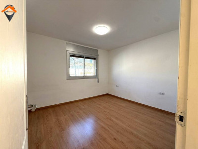 LUZ y UBICACIÓN PERFECTA EN CREU DE BARBERÀ!