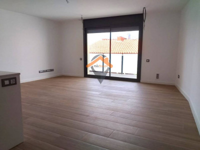OBRA NUEVA  ¡CASA UNIFAMILIAR EN VILADECAVALLS! 