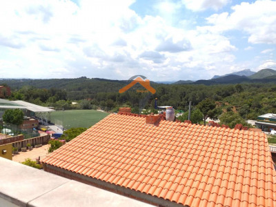 OBRA NUEVA  ¡CASA UNIFAMILIAR EN VILADECAVALLS! 