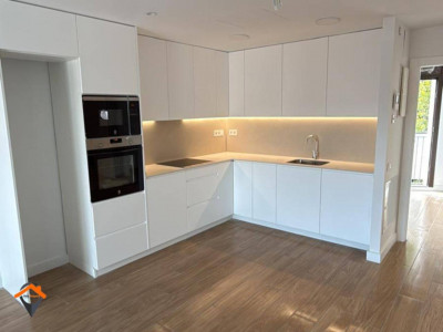 OBRA NUEVA JUNTO AVENIDA MATADEPERA TERRAZA DE 35m² Y TRASTERO DE 35m²!!!