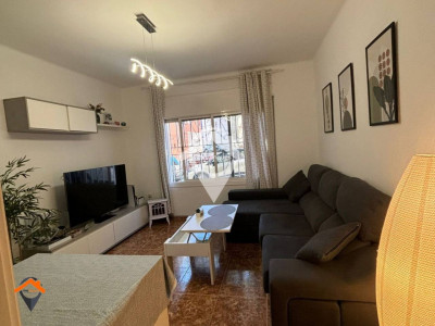 OPORTUNIDAD DE BAJOS CON PATIO EN CA N'ORIAC-SABADELL