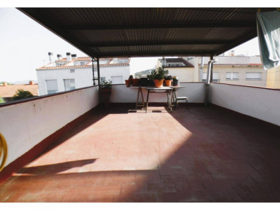 OPORTUNIDAD ¡¡¡¡GRAN CASA EN POBLE SEC-SANT QUIRZE DEL VALLES