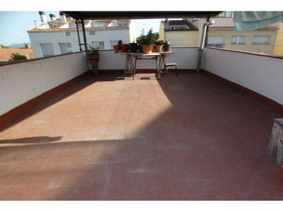 OPORTUNIDAD ¡¡¡¡GRAN CASA EN POBLE SEC-SANT QUIRZE DEL VALLES