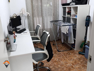 OPORTUNIDAD PISO CON PATIO EN CA N’ORIAC – LUMINOSO Y EN BUEN ESTADO 