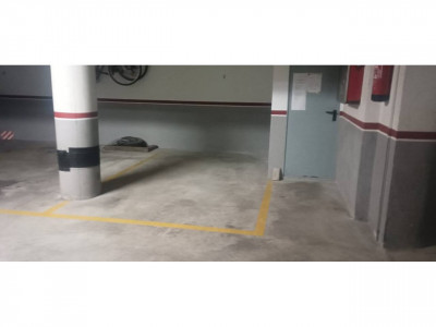 Parking en alquiler en Can Gambús(08205)