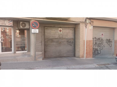 PARKING PARA MOTO EN CAN RULL