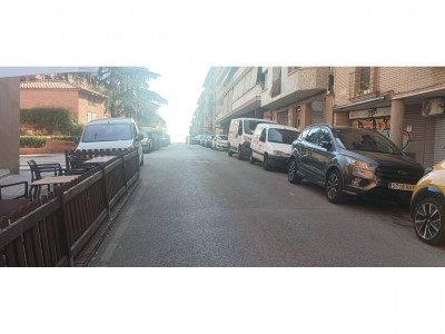 PARKING PARA MOTO EN CAN RULL