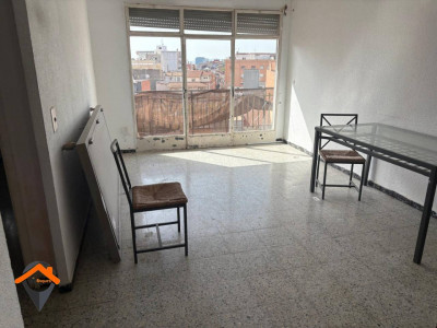 PISO A REFORMAR JUNTO AVENIDA MATADEPERA!!