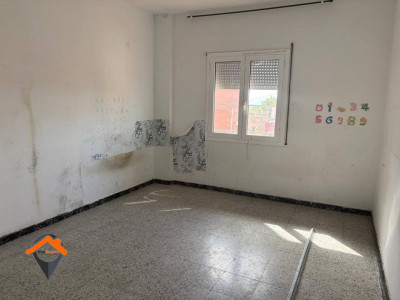 PISO A REFORMAR JUNTO AVENIDA MATADEPERA!!