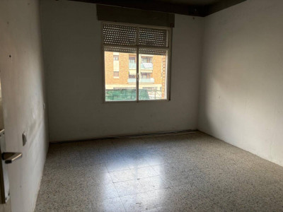 PISO A REFORMAR JUNTO AVENIDA MATADEPERA!!