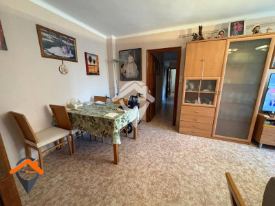 PISO CANTONERO 4 HABITACIONES CON BALCON, ASCENSOR Y TRASTERO