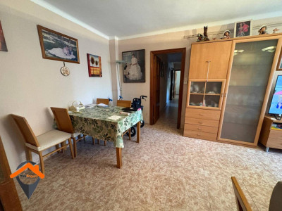 PISO CANTONERO CON 4 HABITACIONES, BALCON, ASCENSOR Y TRASTERO!!!