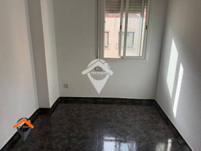 PISO CANTONERO JUNTO PARC DEL NORD CON PARKING INCLUIDO