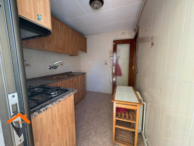 PISO CON SOLO UN VECINO, CON ENTRADA INDEPENDIENTE Y TERRAZA!!!