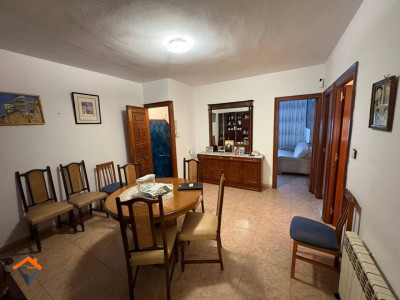 PISO CON SOLO UN VECINO, CON ENTRADA INDEPENDIENTE Y TERRAZA!!!