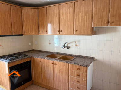 PISO CON SOLO UN VECINO, CON ENTRADA INDEPENDIENTE Y TERRAZA!!!