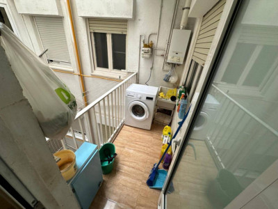 PISO DE 103m² CON 4 HABITACIONES, BALCON Y ASCENSOR!