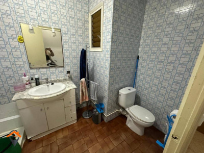 PISO DE 103m² CON 4 HABITACIONES, BALCON Y ASCENSOR!