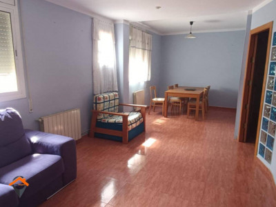 PISO DE 2 HABITACIONES (ANTES 4) CON ASCENSOR!!