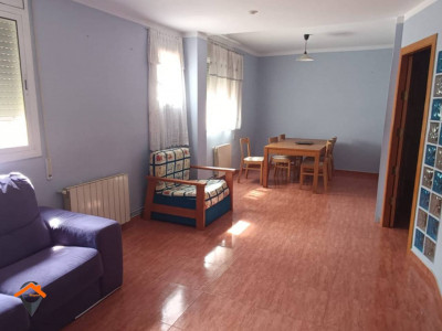 PISO DE 2 HABITACIONES (ANTES 4) CON ASCENSOR!!