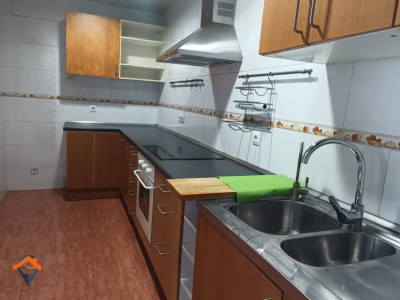 PISO DE 2 HABITACIONES (ANTES 4) CON ASCENSOR!!