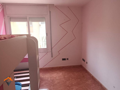 PISO DE 3 HABITACIONES ( ANTES 4 ) TODO REFORMADO!!