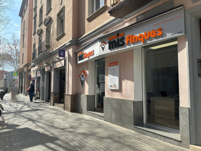 PISO DE 4 HAB. ZONA RDA. PAU VILA