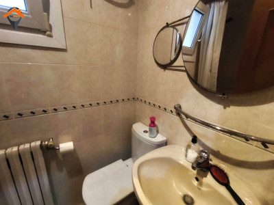 PISO DE 4 HABITACIONES CON CHIMENEA Y ALTILLO EN EIXAMPLE DE SABADELL!!! 