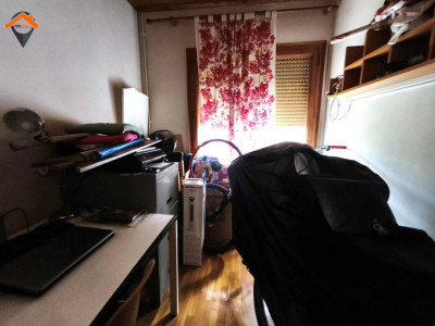 PISO DE 4 HABITACIONES CON CHIMENEA Y ALTILLO EN EIXAMPLE DE SABADELL!!! 
