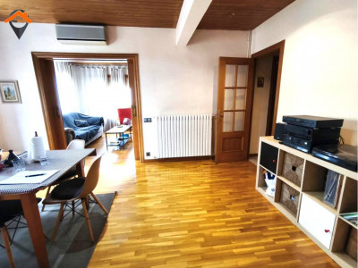 PISO DE 4 HABITACIONES CON CHIMENEA Y ALTILLO EN EIXAMPLE DE SABADELL!!! 