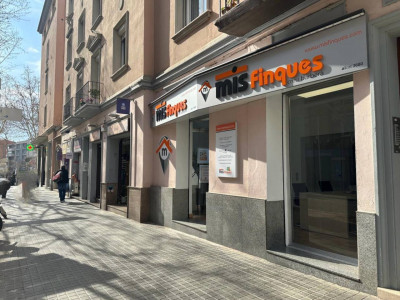 PISO DE 4 HABITACIONES EN LA CREU DE BARBERÁ!!!